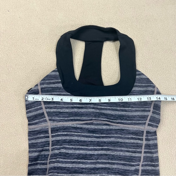 Lululemon Tank Top Womens 8 Gray Black Stripes Galore Built In Bra - Picture 4 of 7